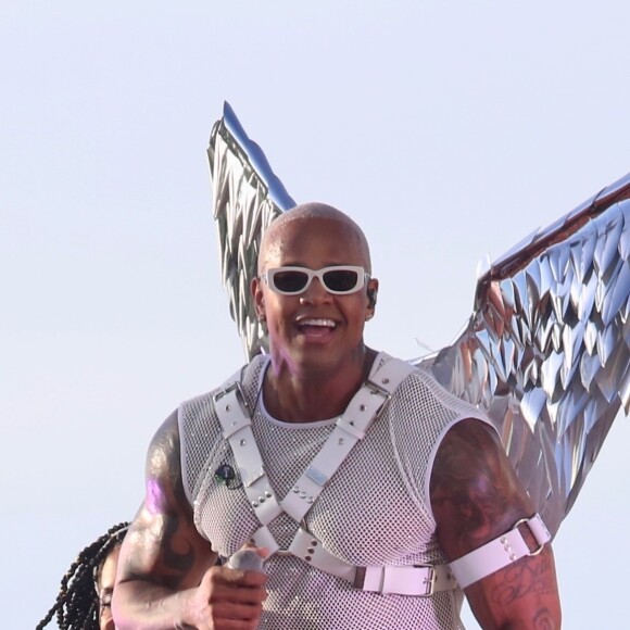 Leo Santana foi um dos grandes destaques do Carnaval com o hit 'Zona de Perigo'