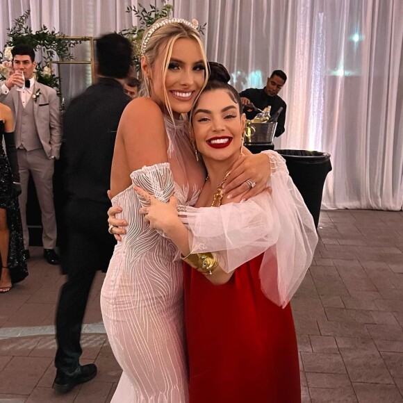 Gkay foi uma das famosas que esteve no casamento de Lele Pons e Guaynaa