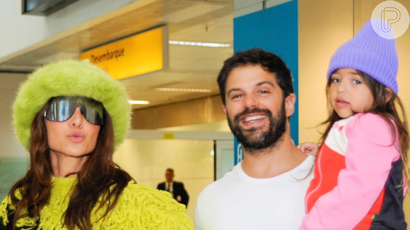 Sabrina Sato, Zoe e Duda Nagle desembarcaram em um aeroporto de São Paulo na manhã desta terça-feira (07)