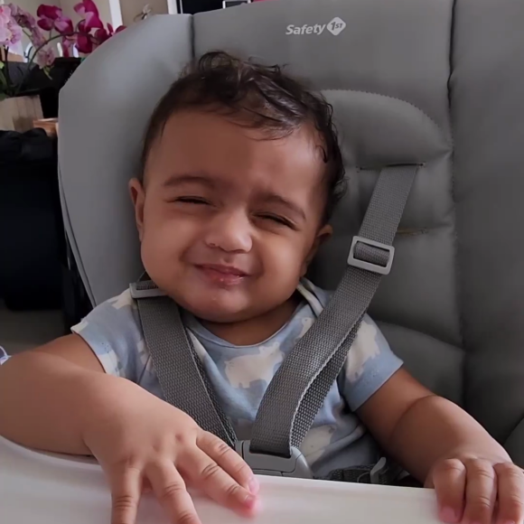 Filho de Viviane Araujo: caras e bocas de Joaquim divertiram a web