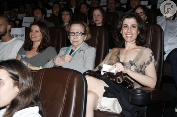Débora Bloch e Fernanda Torres ao lado de Fernanda Montenegro na pré-estreia do filme 'Os penetras', na Lagoa, zona sul do Rio
