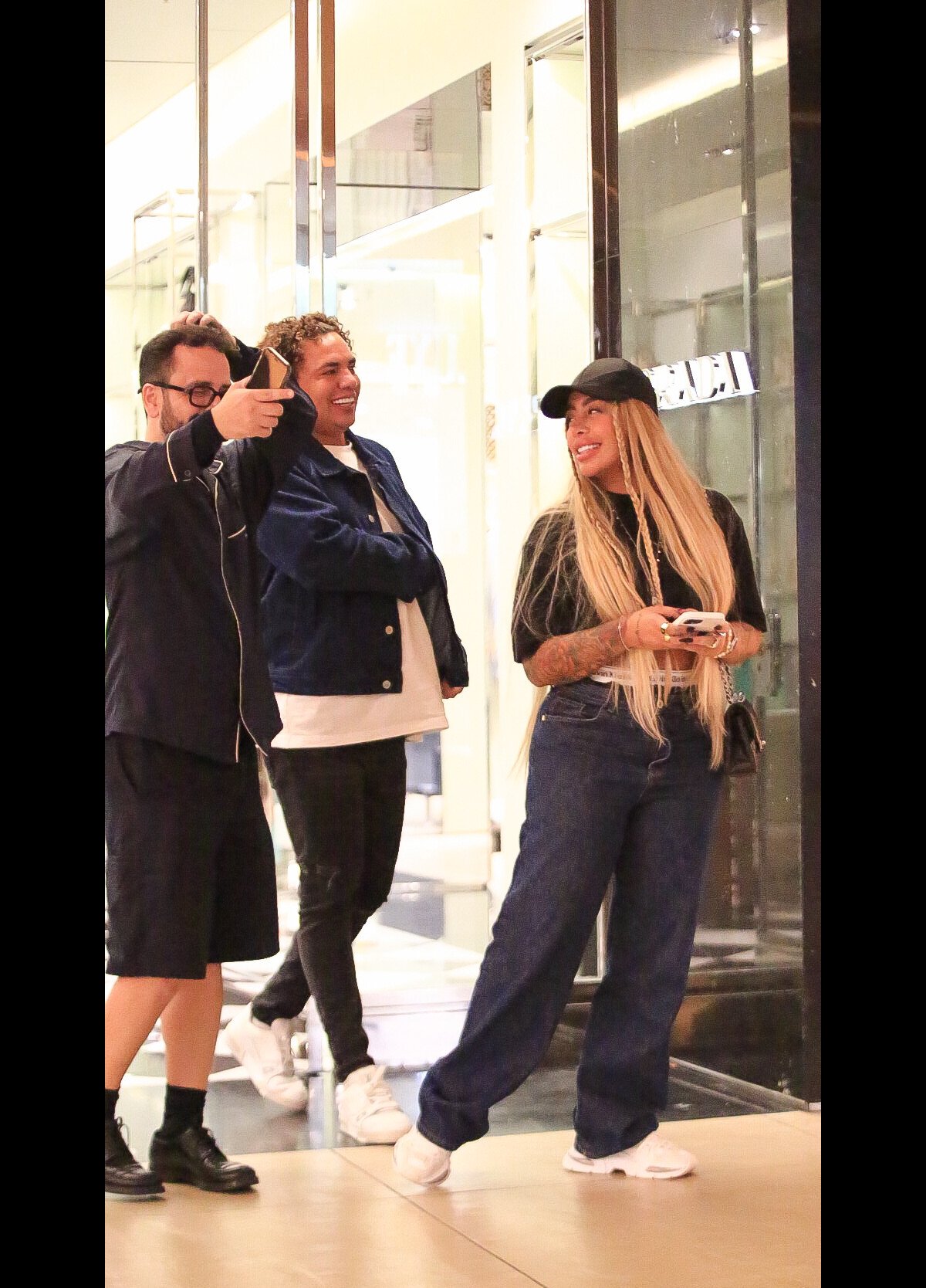 Foto: Rafaella Santos Passeou Com Amigos Em Shopping Do Rio De Janeiro ...