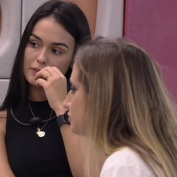 BBB 23: Larissa acredita que Amanda deve votar em Domitila junto com as outras 'sisters' do grupo