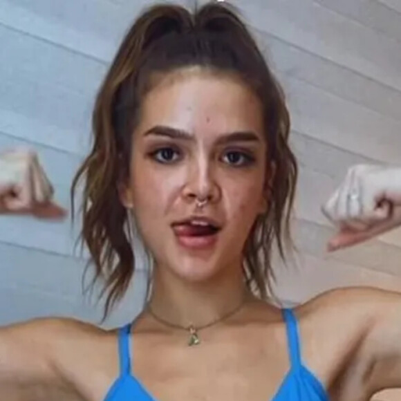 Mel Maia mostrou o corpo definido depois da academia