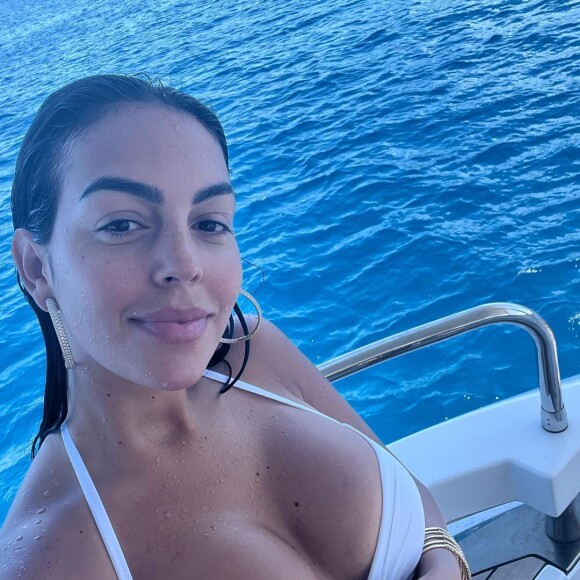 Georgina Rodriguez: 'Ela não faz nada, mas gasta, gasta e gasta', acusa colunista