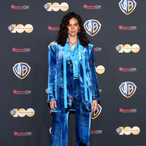 Looks estilosos de Bruna Marquezine têm bastante repercussão