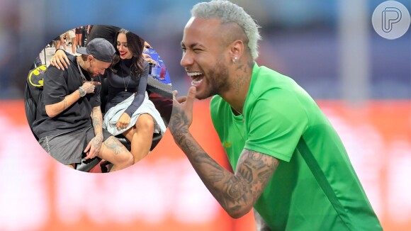 Repleto de batom, Neymar 'conversa' com barriga de gravidez da namorada, Bruna Biancardi. Veja!