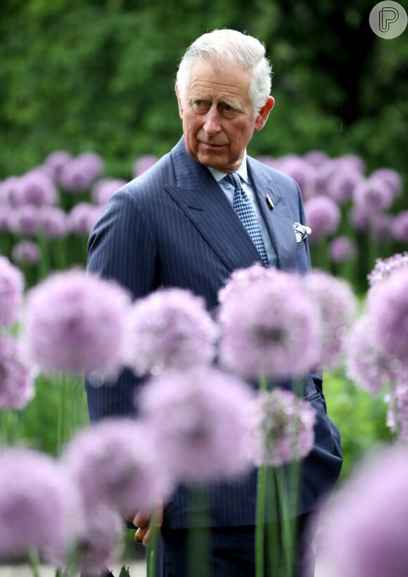 Rei Charles III é um apaixonado por jardinagem e o hobby se refletiu na perfumaria
