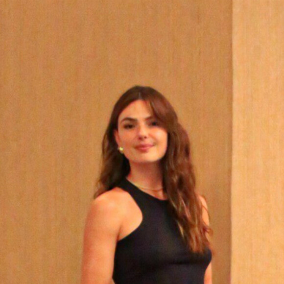 Isis Valverde convive com a exposição desde cedo