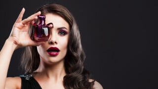 Para não errar nunca mais o perfume! Notas olfativas, projeção... entenda já os termos + procurados de perfumaria