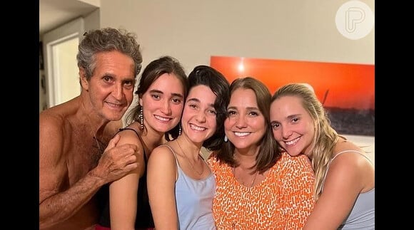 Professora Helena de 'Carrossel' e 'Carrossel das Américas', Gabriela Rivero tem três filhas com o fotógrafo Francisco Luis Ricote