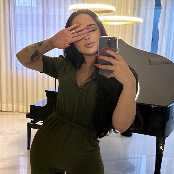 O que Perlla fez para emagrecer tanto?