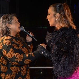 Preta Gil subiu em trio elétrico com Ivete Sangalo em junho de 2023 seis meses após receber diagnóstico de câncer no intestino