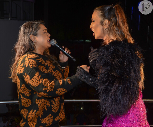 Preta Gil subiu em trio elétrico com Ivete Sangalo em junho de 2023 seis meses após receber diagnóstico de câncer no intestino