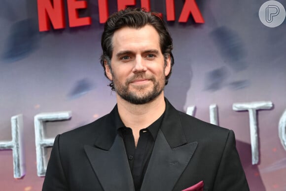 Henry Cavill deixou o papel da DC para fazer 'The Witcher', na Netflix