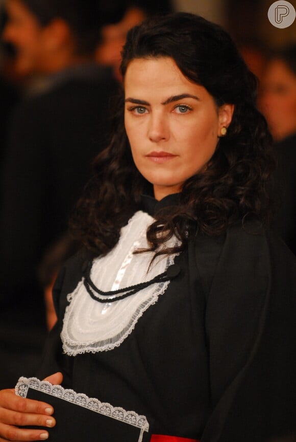Ana Paula Arósio deixou o elenco da novela 'Insensato Coração' de última hora, em 2010