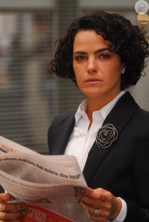 Ana Paula Arósio está longe da TV desde 2010 quando atuou na série 'Na Forma da Lei'