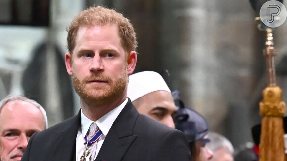 Biógrafo da Família Real Britânica diz que acredita que Príncipe Harry esteja em contato com Princesa Diana por meio de Meghan Markle por ter ouvido notícia dos lábios dele