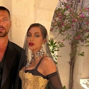 Simone Susinna e Anitta estão juntos na Semana de Moda da Itália