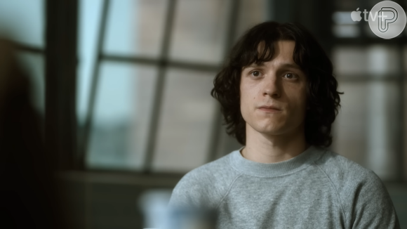 Tom Holland interpreta o protagonista da série 'The Crowded Room'.