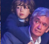 Filho de Serginho Groisman, Thomas, de 8 anos, roubou a cena em premiação com o pai, em 17 de julho de 2023