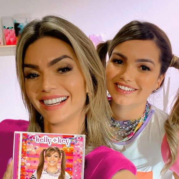 Filha de Kelly Key, Suzanna Freitas, recriou a capa do CD que contém 'Barbie Girl'