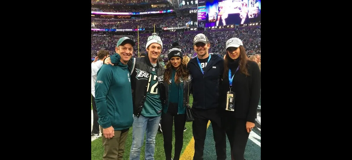 Foto: Irina Shayk e Bradley Cooper quando ainda estavam juntos torceram