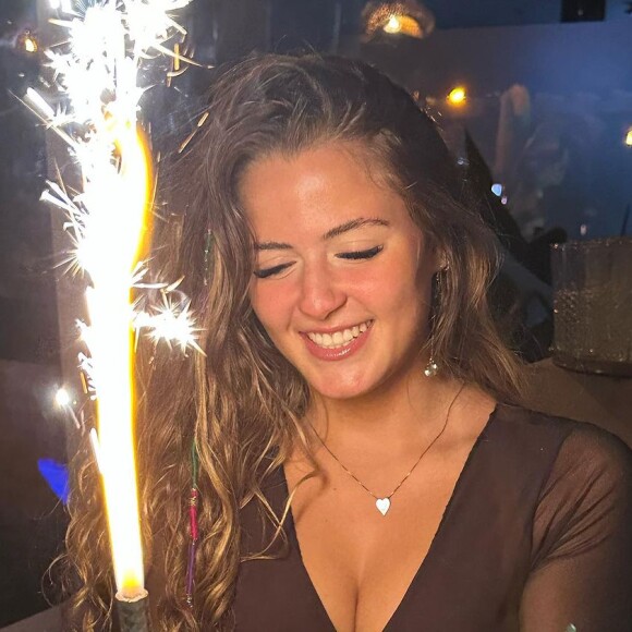 Giulia Werner completa 18 anos neste domingo (30)