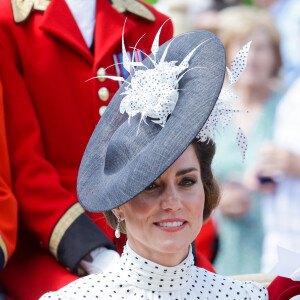 Kate Middleton 'pensa com cuidado redobrado na segurança, na força e na estabilidade a longo prazo da Família Real como instituição', reforçou Valentine Low