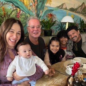 Bebê de Claudia Raia, Luca, chamou atenção nas fotos compartilhadas pela atriz nas suas redes sociais, ao lado de grandes amigos
