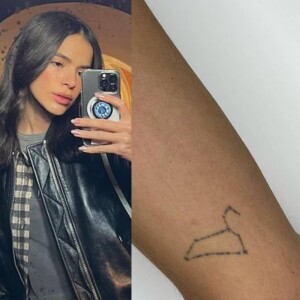 Bruna Marquezine tem a constelação de Leão tatuada no braço esquerdo