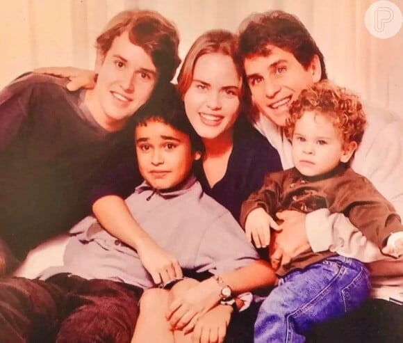 Marcos Frota é homenageado por filhos durante programa 'É de Casa' transmitido na TV Globo na véspera do Dia dos Pais: 'Obrigado por tudo'