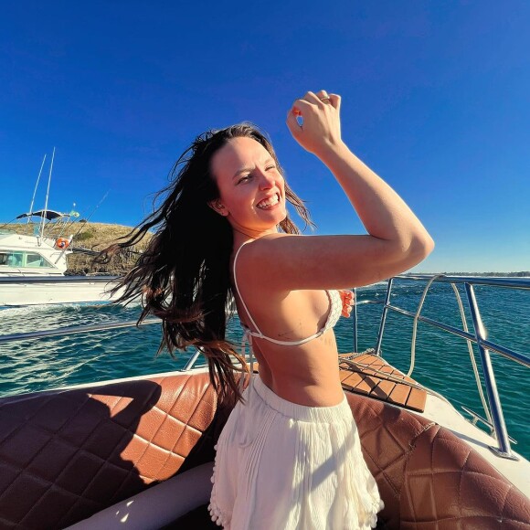 'Larissa Manoela precisa se proteger mentalmente, energeticamente, tá perto de quem ela ama', diz o sensitivo Victor Valentim