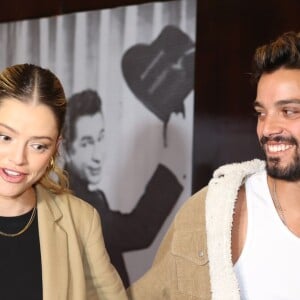 Agatha Moreira e Rodrigo Simas estão juntos desde 2018