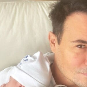 Paulinho Vilhena ganhou o carinho de fãs e amigos famosos após o nascimento da filha