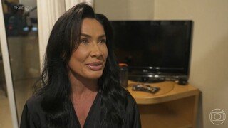 Aparência 'toda esticada' de Scheila Carvalho choca a web após entrevista na TV: 'Igual a Gretchen'