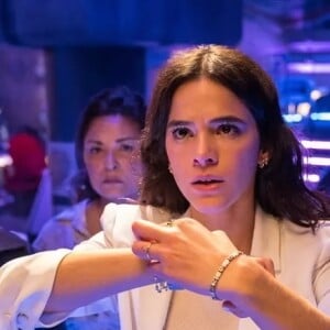 Bruna Marquezine comemorou não só a estreia de 'Besouro Azul' e ainda seu triunfo sobre  'Barbie'