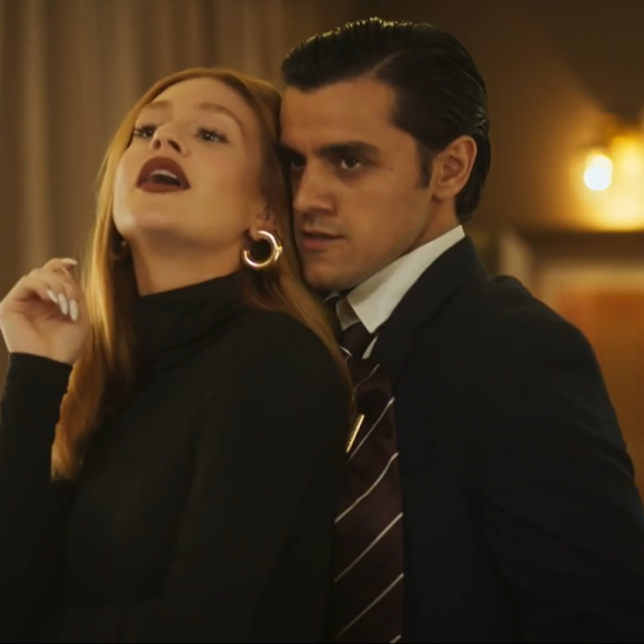 Marina Ruy Barbosa e Felipe Simas são par romântico na novela 'Fuzuê'.