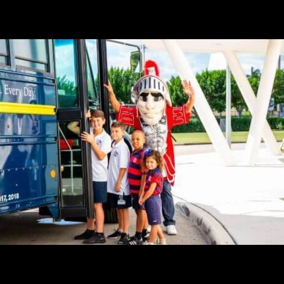 Miami Country Day School: mensalidade de R$ 232 mil já inclui passeios