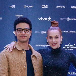 Sophia Abrahão e Sergio Malheiros posaram juntos em show de Alok