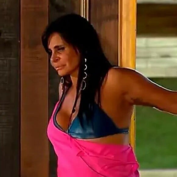 Gretchen virou a Rainha dos Memes graças aos momentos icônicos que protagonizou em 'A Fazenda'