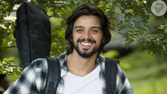 Rodrigo Simas estará no elenco da novela 'Renascer' após rumor de que teria rejeitado papel