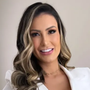 Andressa Urach faz vídeos de sexo explícito para o Privacy 