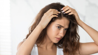 Como saber se as cutículas do cabelo estão abertas ou fechadas?