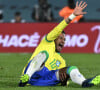 Neymar ganhou uma declaração de amor da irmã, Rafaella Santos, após sofrer uma nova lesão durante a última partida da Seleção Brasileira
