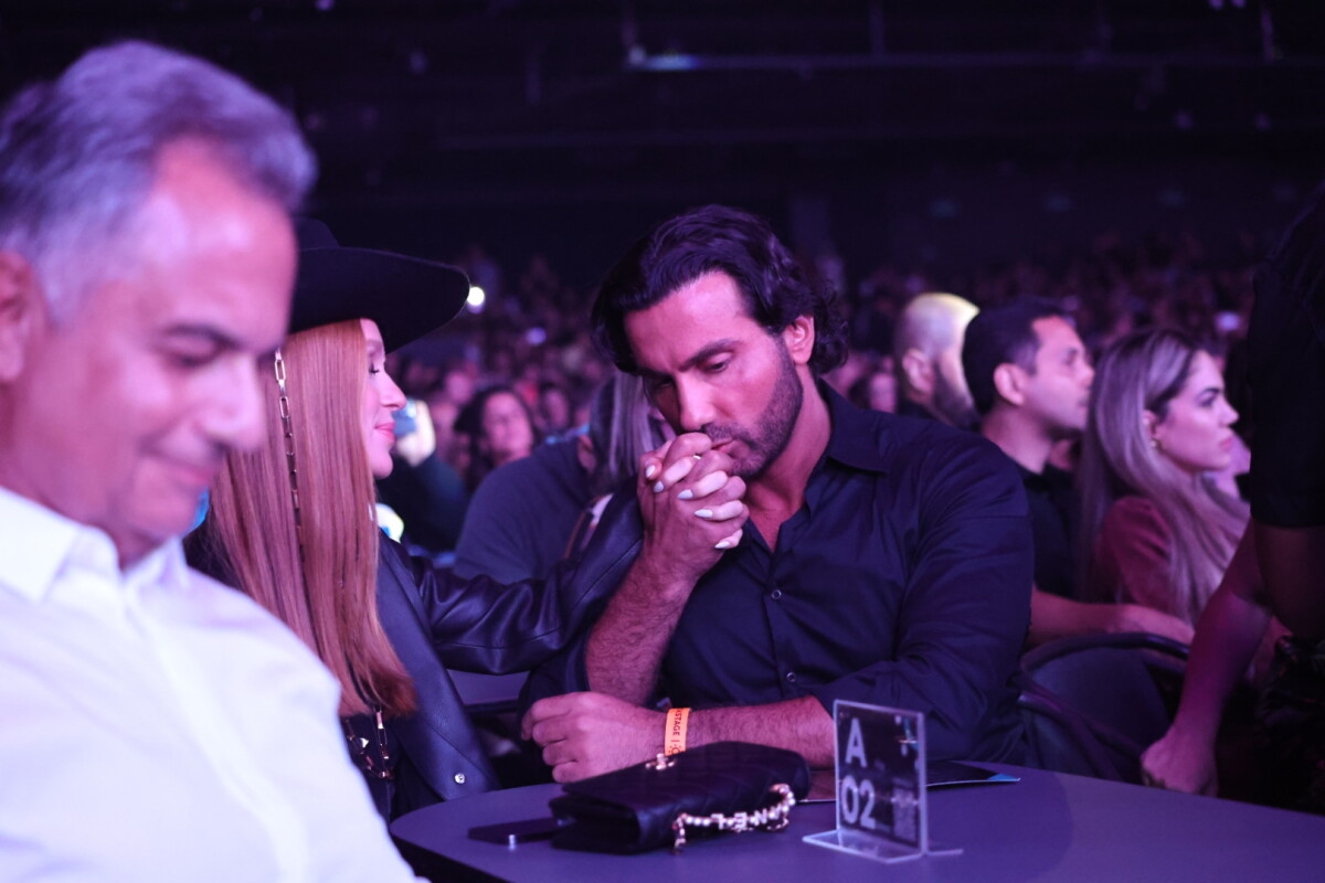 Foto Marina Ruy Barbosa E Abdul Fares Curtem Clima De Romance Em Show foto-marina-ruy-barbosa-e-abdul-fares-curtem-clima-de-romance-em-show