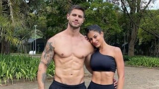 Jonas é visto em clima íntimo com morena misteriosa em balada após separação de Mari Gonzalez e web detona empenho do ex-BBB em reconciliação