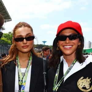 Bruna Marquezine apostou em look de mais de R$ 36 mil em F1