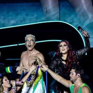 RBD no Brasil: Maite Perroni, Christopher Uckermann e Christian Chávez usaram looks que continham as cores da bandeira do Brasil