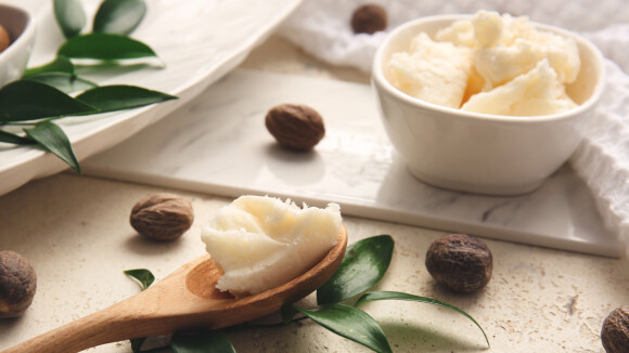 Descubra os segredos da Manteiga de Karité: 5 benefícios incríveis para a pele e cabelo